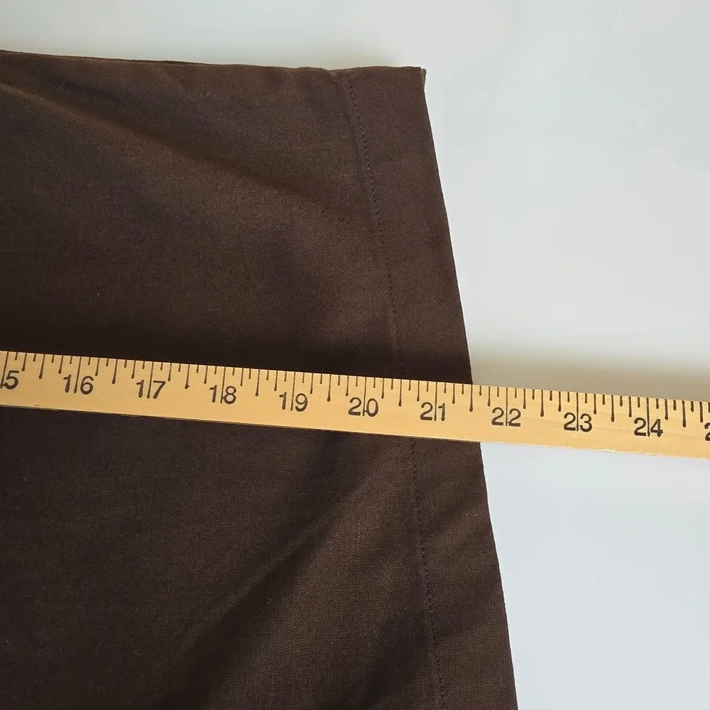 Banana Republic Chino Shorts Mens 38 Dark Brown Excellent 11 Inch Inseam Casual